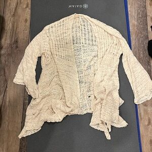Free People cream bell sleeved flowy cardigan. Size S